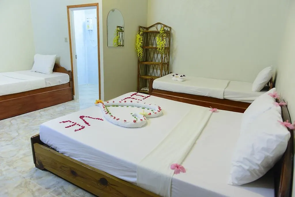 Zana Beach Guesthouse シアヌークビル