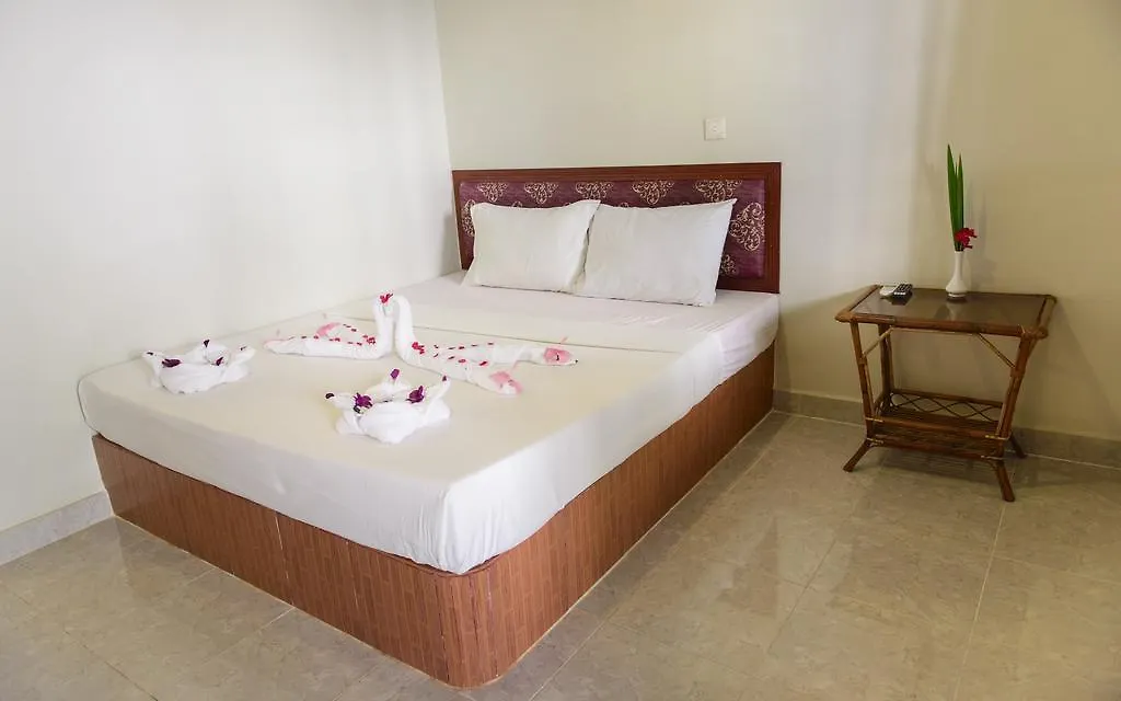 Zana Beach Guesthouse シアヌークビル