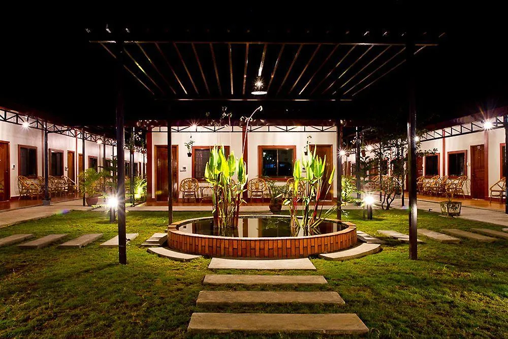 Zana Beach Guesthouse シアヌークビル カンボジア