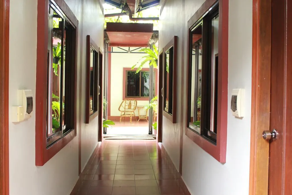Zana Beach Guesthouse シアヌークビル カンボジア